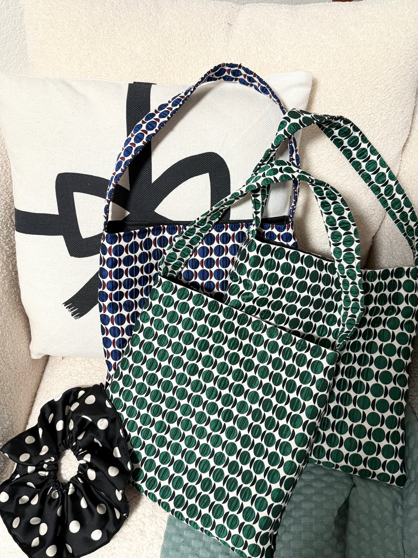 ELLO Bag (2 colors available)