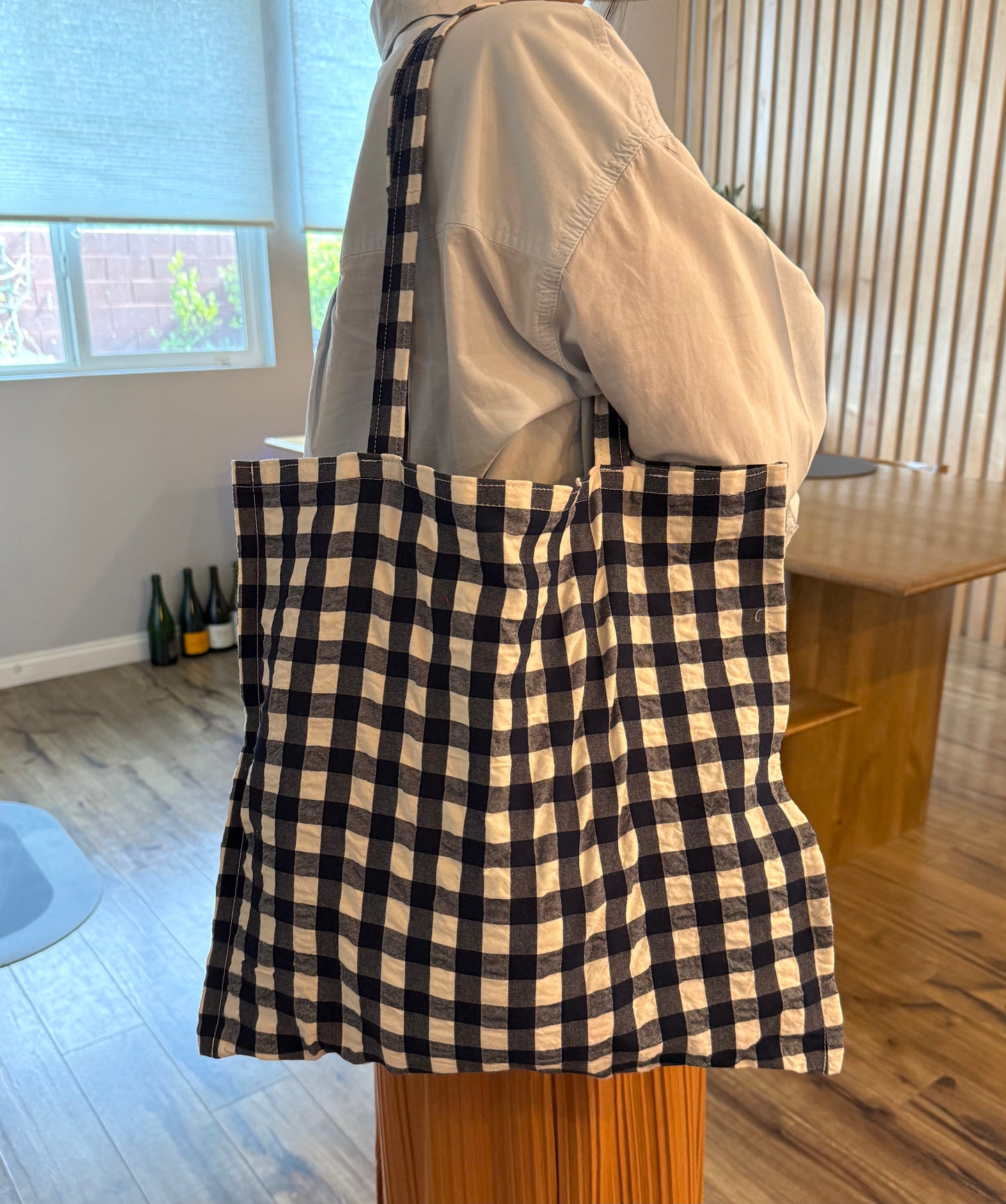 Checkmate shoulder bag (4 colors )